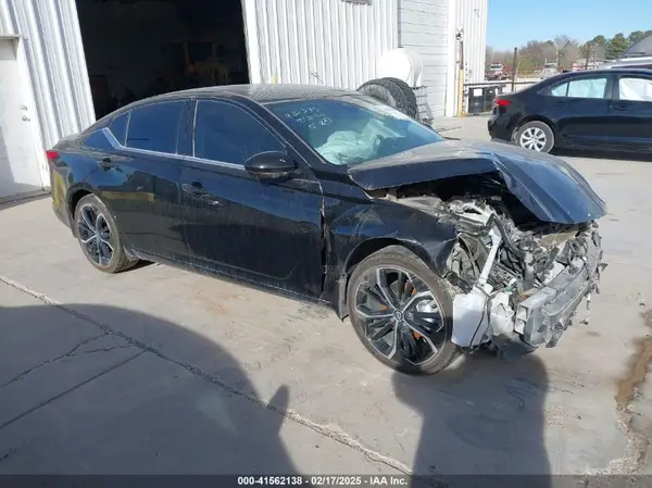 1N4BL4CV4RN356813 2024 NISSAN ALTIMA - Image 1