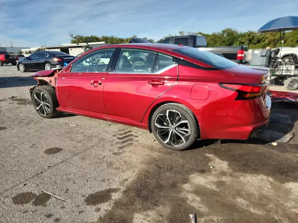 1N4BL4CV4RN357041 2024 NISSAN ALTIMA - Image 2