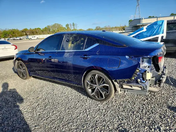 1N4BL4CV4RN358433 2024 NISSAN ALTIMA - Image 2