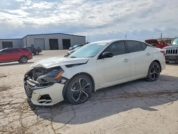 1N4BL4CV4RN367519 2024 NISSAN ALTIMA - Image 1