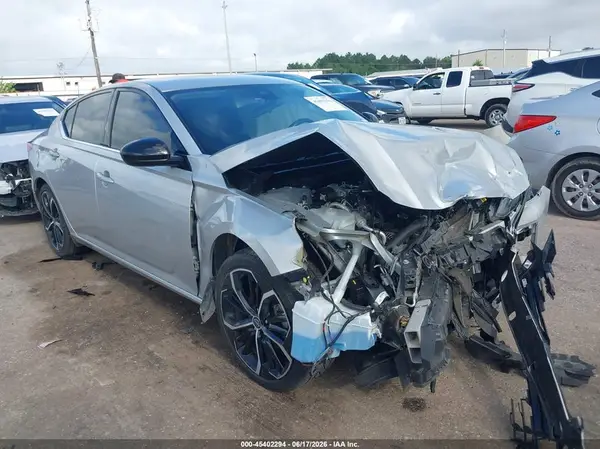 1N4BL4CV4RN370548 2024 NISSAN ALTIMA - Image 1