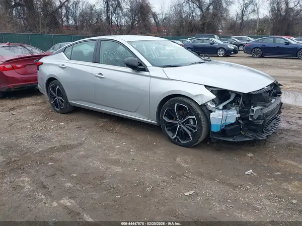 1N4BL4CV4RN389584 2024 NISSAN ALTIMA - Image 1