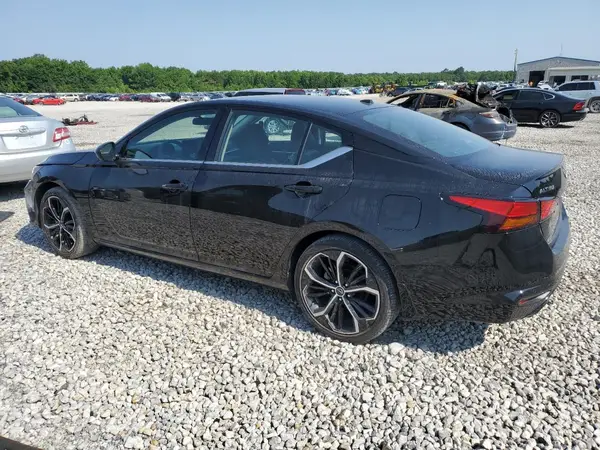 1N4BL4CV4RN416315 2024 NISSAN ALTIMA - Image 2