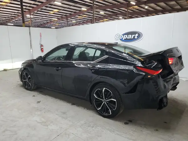 1N4BL4CV4RN430781 2024 NISSAN ALTIMA - Image 2
