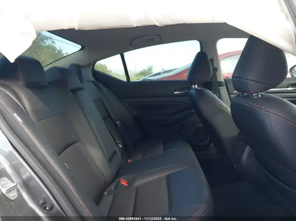1N4BL4CV4RN433194 2024 NISSAN ALTIMA - Image 8