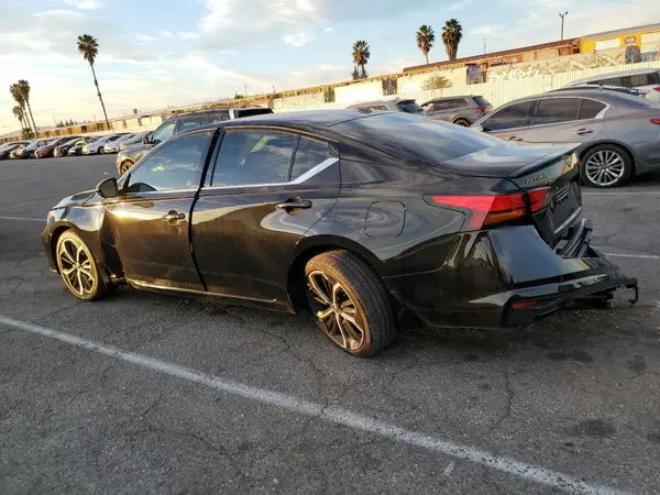 1N4BL4CV4RN436189 2024 NISSAN ALTIMA - Image 2