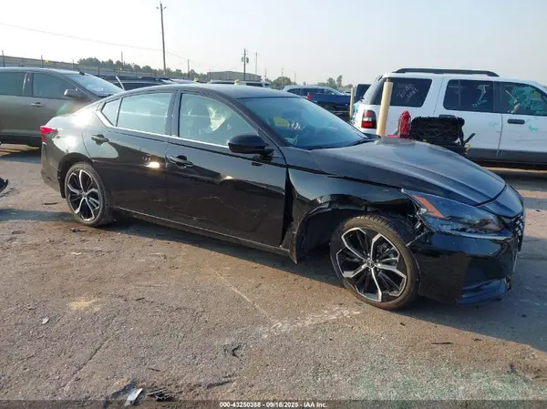 1N4BL4CV4RN437696 2024 NISSAN ALTIMA - Image 1