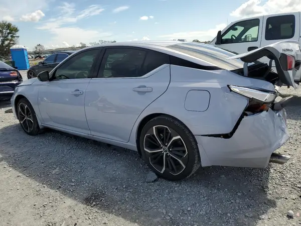 1N4BL4CV4SN355778 2025 NISSAN ALTIMA - Image 2