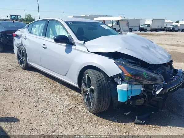 1N4BL4CV4SN358986 2025 NISSAN ALTIMA - Image 1