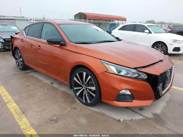 1N4BL4CV5KC103629 2019 NISSAN ALTIMA - Image 1