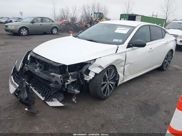 1N4BL4CV5KC117563 2019 NISSAN ALTIMA - Image 2