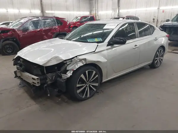 1N4BL4CV5KC127011 2019 NISSAN ALTIMA - Image 2