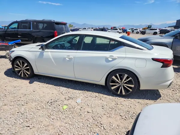 1N4BL4CV5KC127929 2019 NISSAN ALTIMA - Image 2