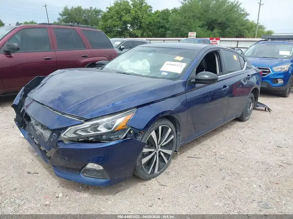 1N4BL4CV5KC135898 2019 NISSAN ALTIMA - Image 2