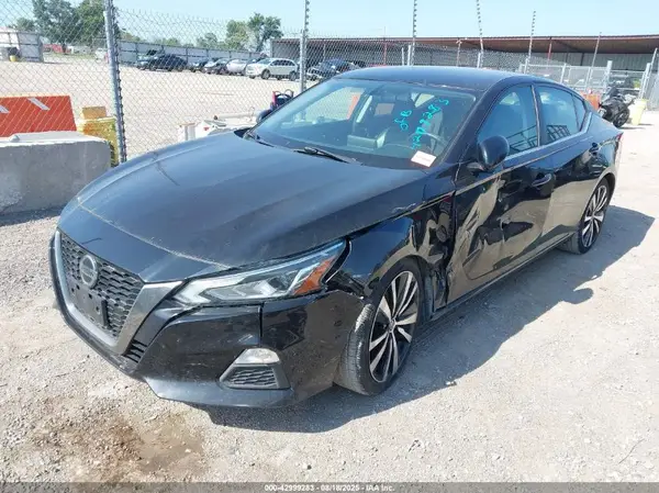 1N4BL4CV5KC145525 2019 NISSAN ALTIMA - Image 2