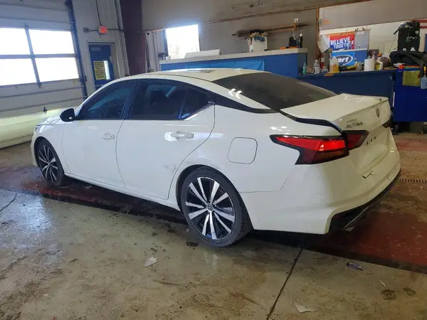1N4BL4CV5KC152894 2019 NISSAN ALTIMA - Image 2