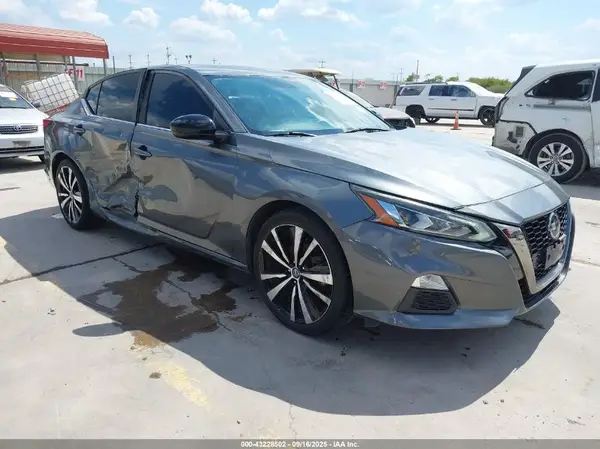 1N4BL4CV5KC156685 2019 NISSAN ALTIMA - Image 1