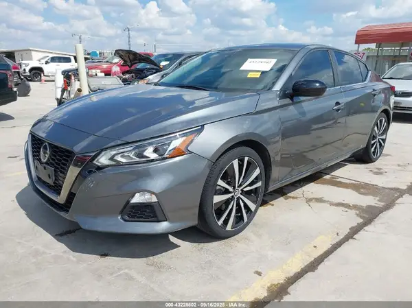 1N4BL4CV5KC156685 2019 NISSAN ALTIMA - Image 2