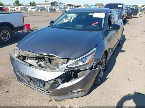1N4BL4CV5KC165483 2019 NISSAN ALTIMA - Image 2