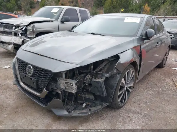1N4BL4CV5KC258388 2019 NISSAN ALTIMA - Image 2