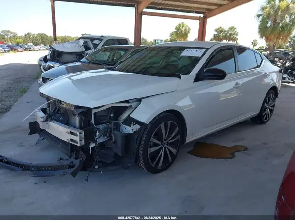 1N4BL4CV5KN304127 2019 NISSAN ALTIMA - Image 2
