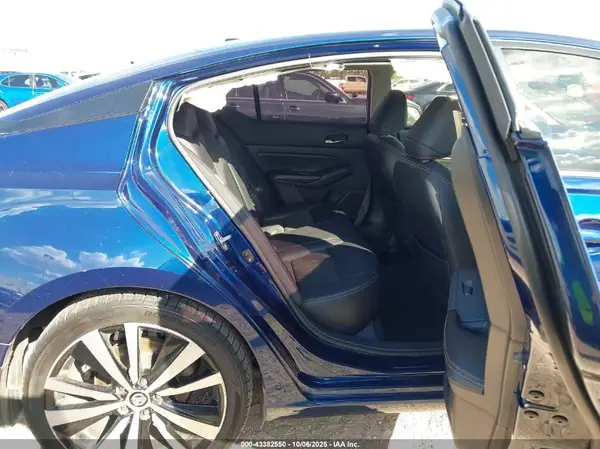 1N4BL4CV5KN325768 2019 NISSAN ALTIMA - Image 8