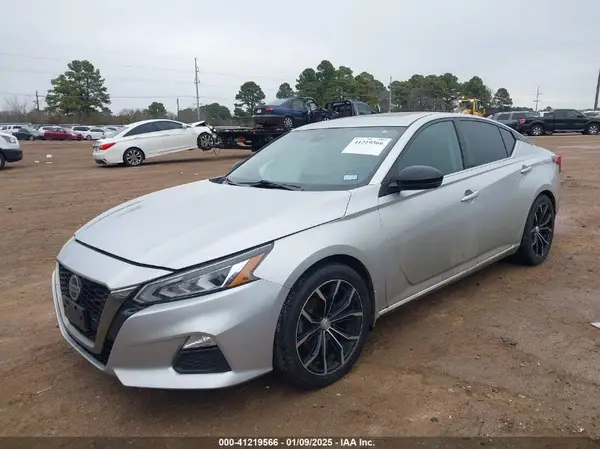 1N4BL4CV5LC126975 2020 NISSAN ALTIMA - Image 2