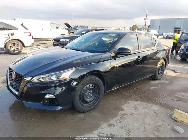 1N4BL4CV5LC130833 2020 NISSAN ALTIMA - Image 2