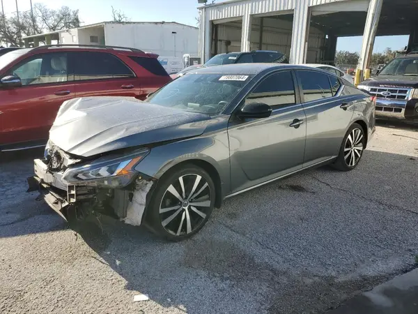 1N4BL4CV5LC168529 2020 NISSAN ALTIMA - Image 1