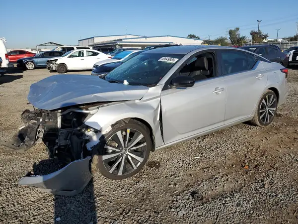 1N4BL4CV5LC189008 2020 NISSAN ALTIMA - Image 1