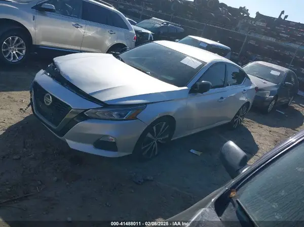 1N4BL4CV5LC210133 2020 NISSAN ALTIMA - Image 2