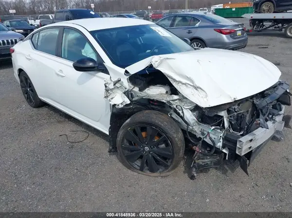 1N4BL4CV5LC240488 2020 NISSAN ALTIMA - Image 1
