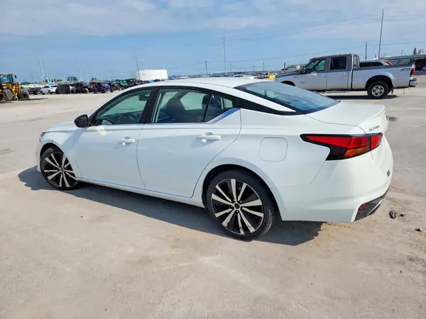 1N4BL4CV5LC243214 2020 NISSAN ALTIMA - Image 2