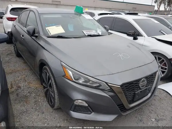 1N4BL4CV5LC254049 2020 NISSAN ALTIMA - Image 1