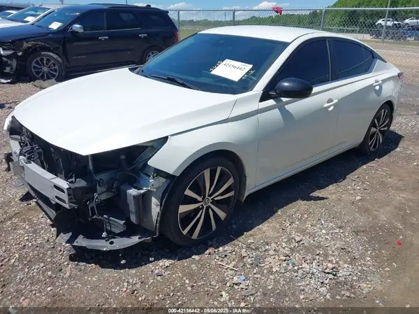 1N4BL4CV5LC256447 2020 NISSAN ALTIMA - Image 2