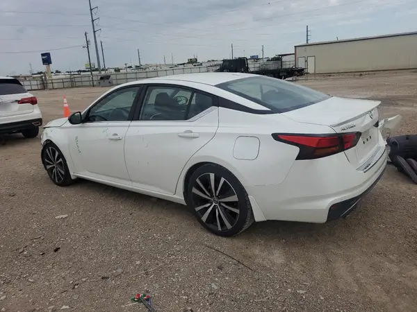 1N4BL4CV5LC266329 2020 NISSAN ALTIMA - Image 2