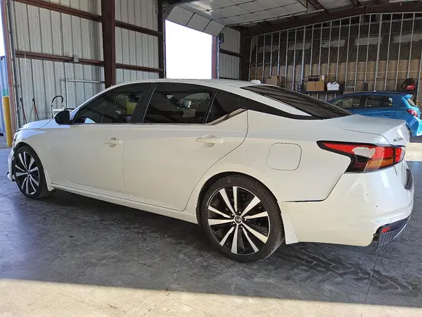 1N4BL4CV5LC267271 2020 NISSAN ALTIMA - Image 2