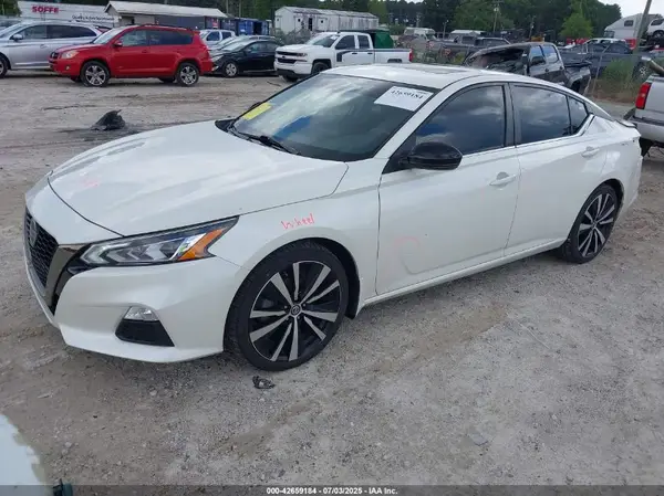 1N4BL4CV5LC273717 2020 NISSAN ALTIMA - Image 2