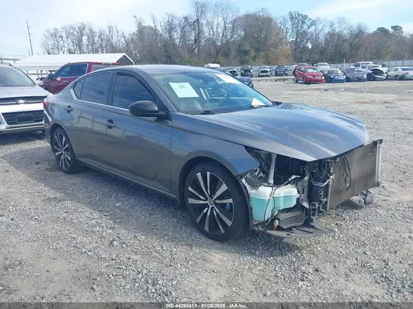 1N4BL4CV5LC274043 2020 NISSAN ALTIMA - Image 1