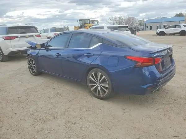 1N4BL4CV5LN301889 2020 NISSAN ALTIMA - Image 2