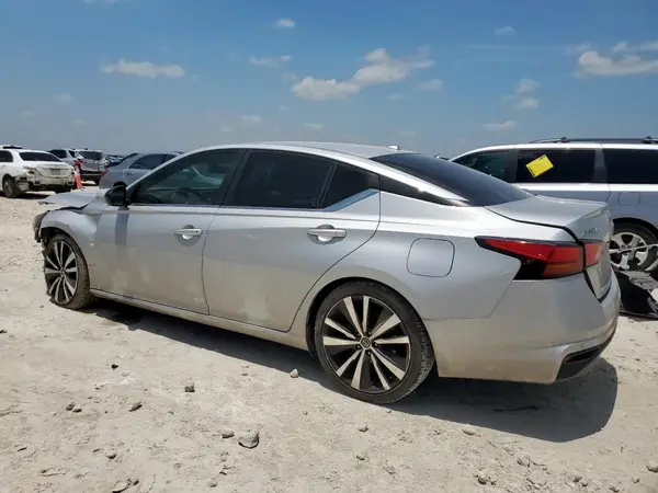 1N4BL4CV5LN304310 2020 NISSAN ALTIMA - Image 2