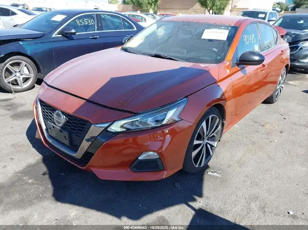 1N4BL4CV5LN313461 2020 NISSAN ALTIMA - Image 2