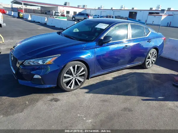 1N4BL4CV5MN328219 2021 NISSAN ALTIMA - Image 2