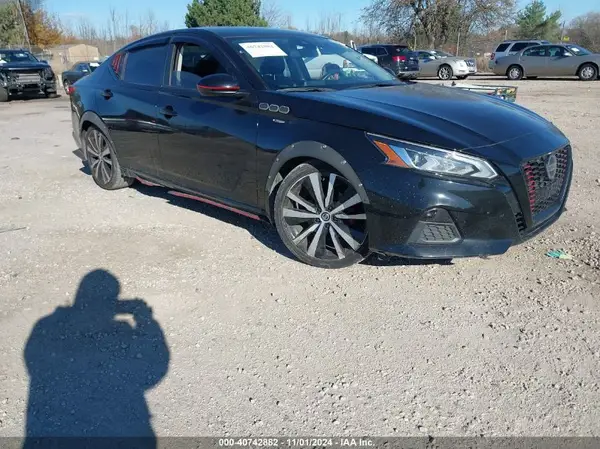 1N4BL4CV5MN330648 2021 NISSAN ALTIMA - Image 1
