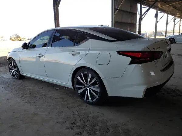 1N4BL4CV5MN332240 2021 NISSAN ALTIMA - Image 2