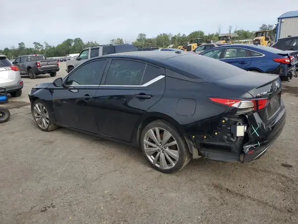 1N4BL4CV5MN370261 2021 NISSAN ALTIMA - Image 2