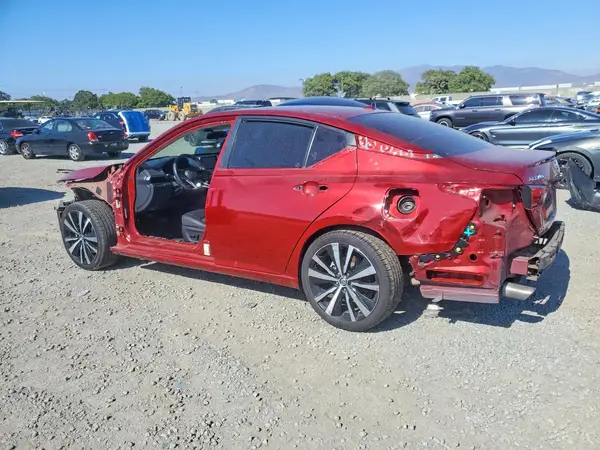 1N4BL4CV5MN382443 2021 NISSAN ALTIMA - Image 2