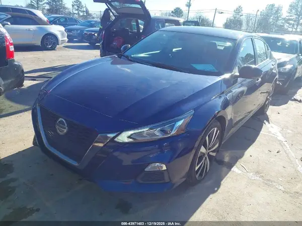 1N4BL4CV5MN388095 2021 NISSAN ALTIMA - Image 2