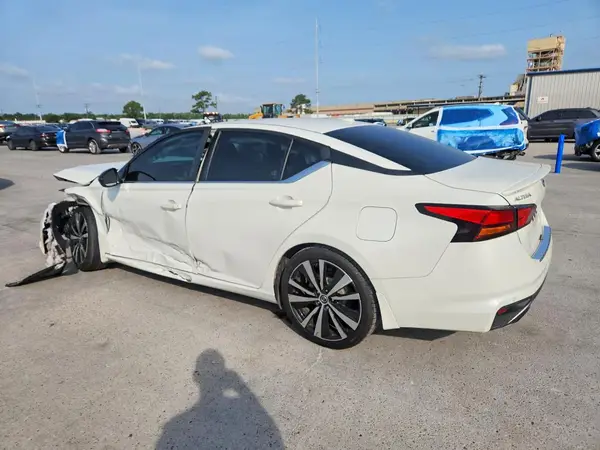 1N4BL4CV5MN392180 2021 NISSAN ALTIMA - Image 2