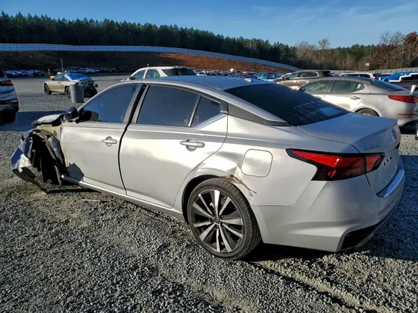 1N4BL4CV5MN395497 2021 NISSAN ALTIMA - Image 2